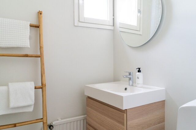 フルリノベーションされた3ベッドルームアパートメントとサウナ