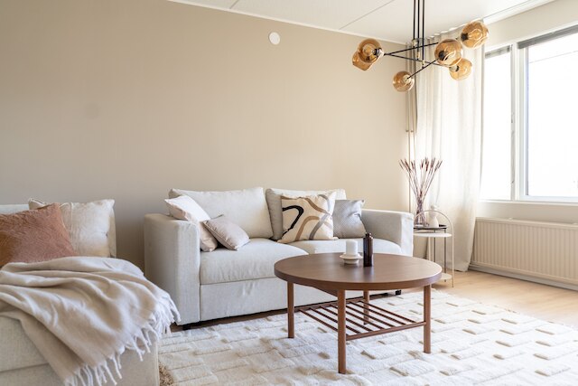 フルリノベーションされた3ベッドルームアパートメントとサウナ