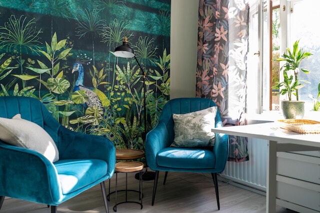 庭園のある暖かく明るいスタジオ