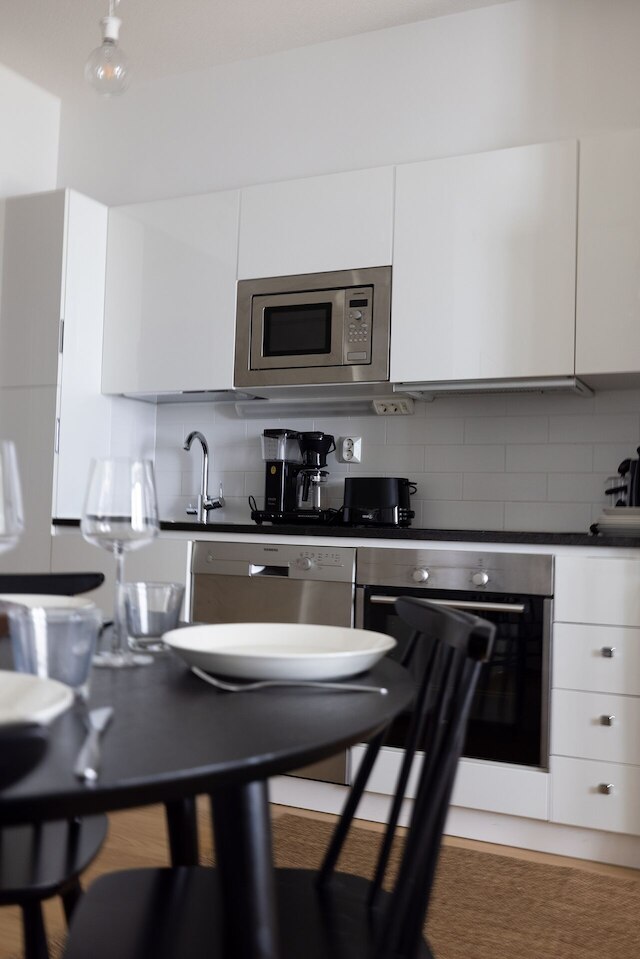 2ndhomes中央1BRアパートメントwバルコニー