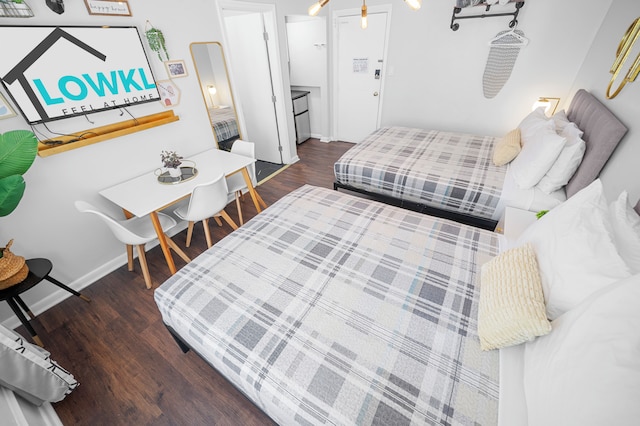 ナイン20コリンズアパートメントバイロークル