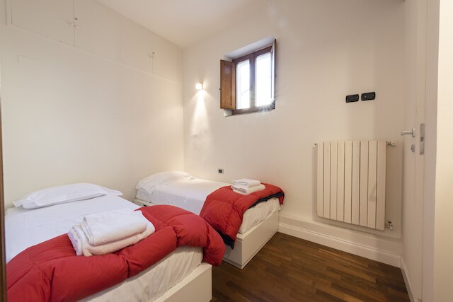 トスカネッラ 3 ベッドルームズ バイ メガ