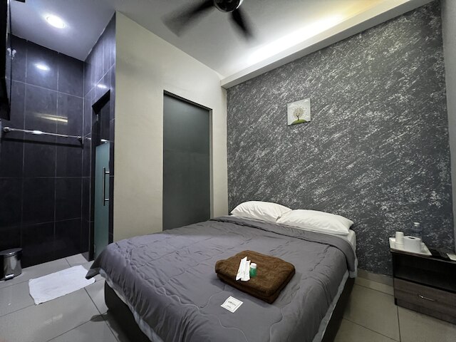 ホームステイ77