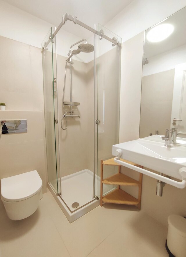 リスボン スカイライン アパートメント バイ ミーシャズ プレイス 5E