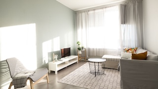 セカンドホームズ・セントラル 1BRトップフロアホーム