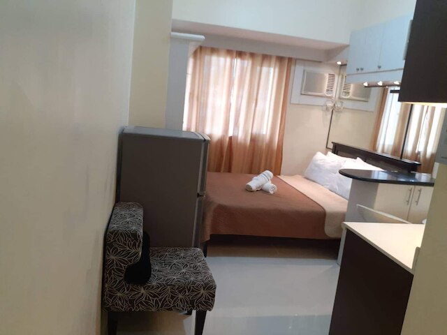 ロクサス大道エルミタスタジオ 米国大使館マニラ