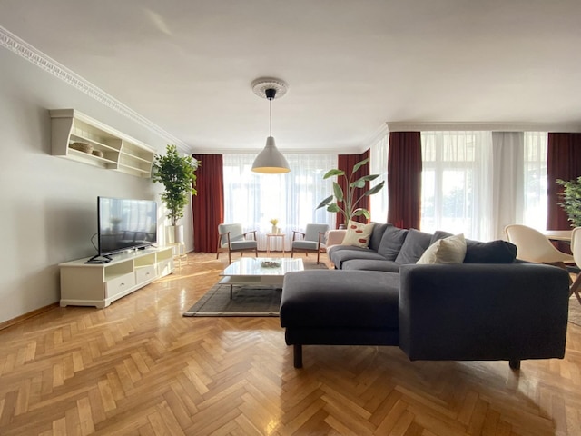 ミサフィール スペーシャス フラット ニア カャデボスタン コースト