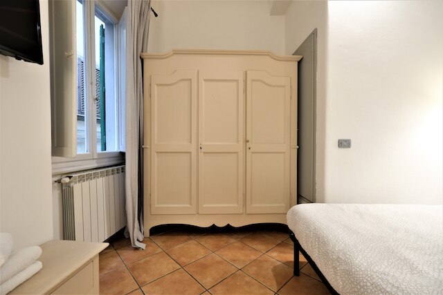 ワイン アパートメンツ フィレンツェ ドルチェット