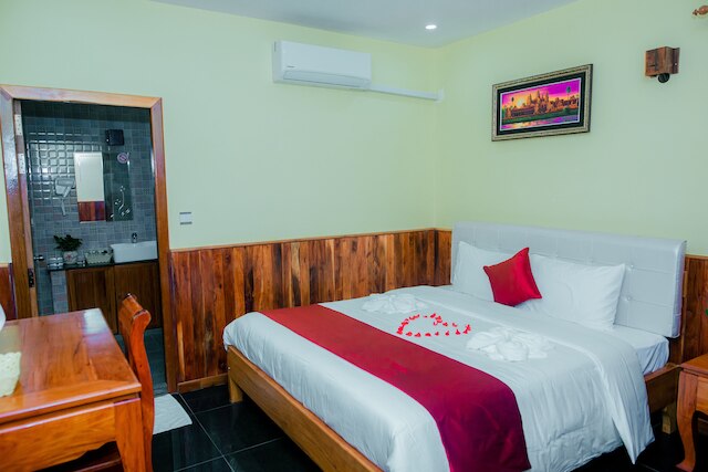 モハサルアンコールブティック