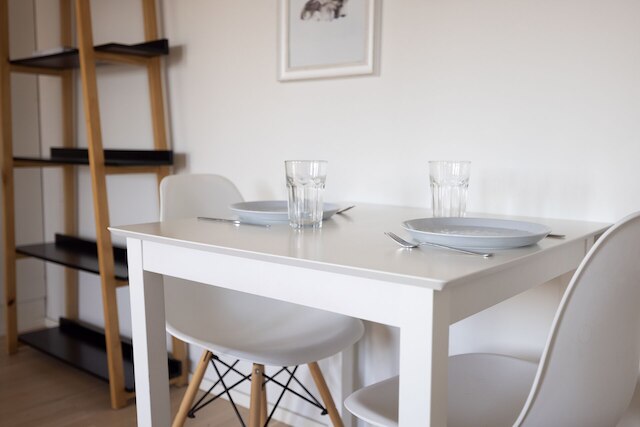 2ndhomes ブライト 42m2 1BR ホームw バルコニー