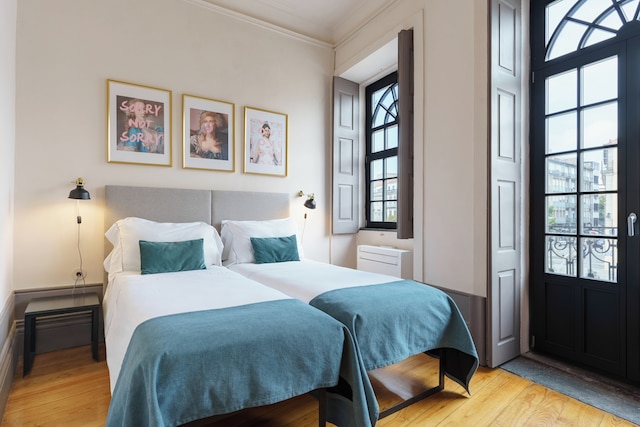 フィール ポルト アンティーク ポヴェイロス フラット