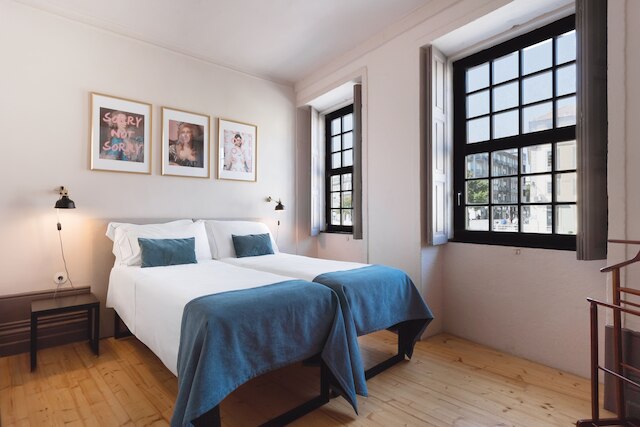 フィール ポルト アンティーク ポヴェイロス フラット