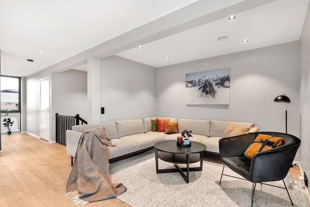 オシリスホーム