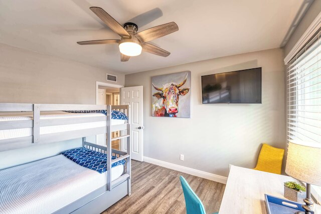 3 ベッドルーム スリープス 8 プール パッティンググリーン BBQ ラージアイランド!