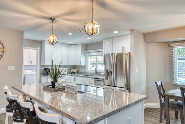 3 ベッドルーム スリープス 8 プール パッティンググリーン BBQ ラージアイランド!