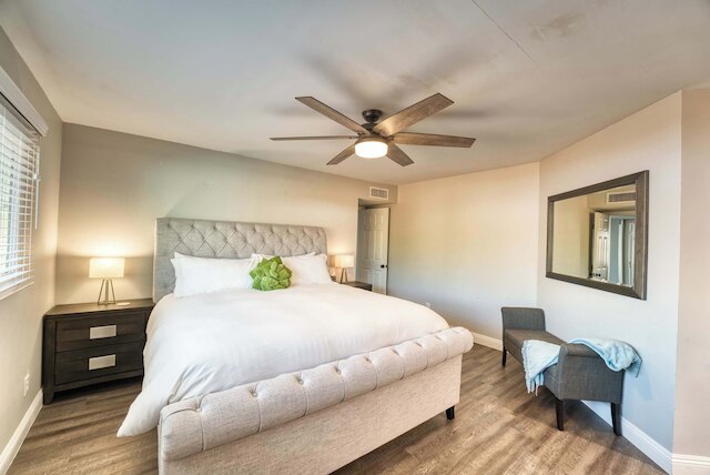 3 ベッドルーム スリープス 8 プール パッティンググリーン BBQ ラージアイランド!