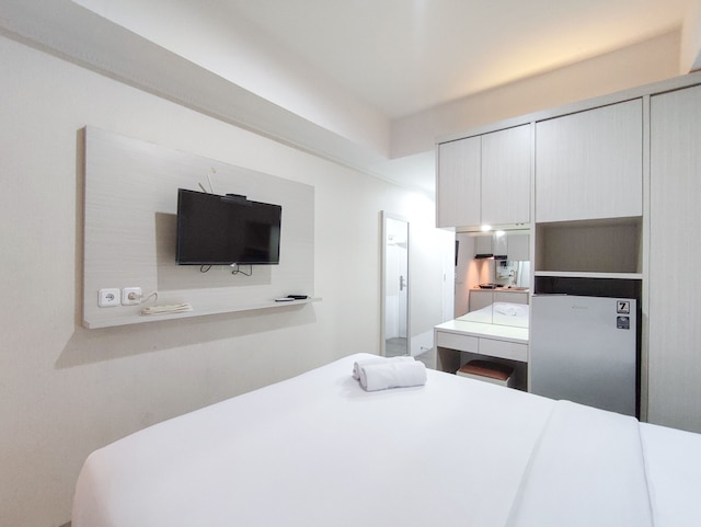 ウォーム アンド コージー スタイル スタジオ ルーム アット パルトロー シティ  アパートメント