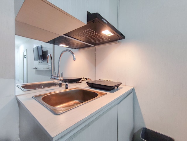 ウォーム アンド コージー スタイル スタジオ ルーム アット パルトロー シティ  アパートメント