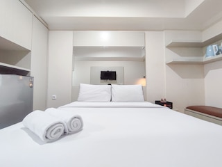 ウォーム アンド コージー スタイル スタジオ ルーム アット パルトロー シティ  アパートメント