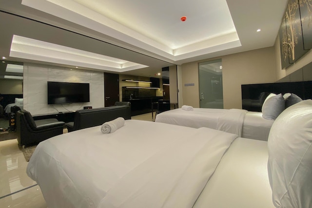 スペーシャス コンビンド スタジオ  アパートメント  アット ワーホル （W /R)  レジデンス