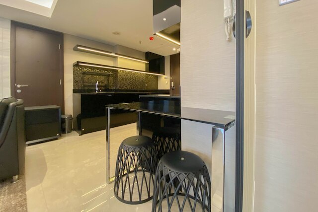 スペーシャス コンビンド スタジオ  アパートメント  アット ワーホル （W /R)  レジデンス