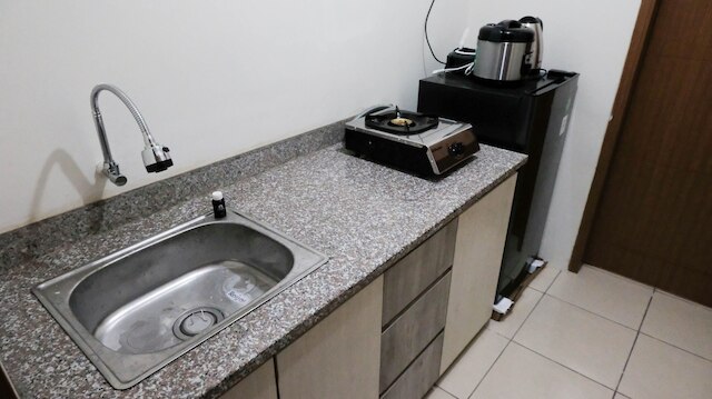 コージー ステイ アンド ベスト 1ッドルーム アット パビリオン ペルマタ アパートメント