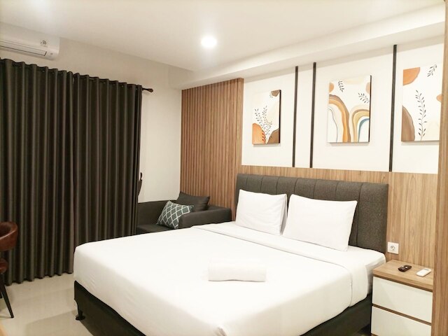 コンフォート アンド シンプリー ルック スタジオ ルーム アット マタラム シティ  アパートメント