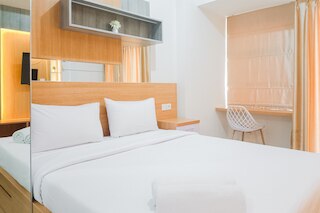 コンフォート スタジオ ルーム アット ヴィダ ビュー マカッサル  アパートメント