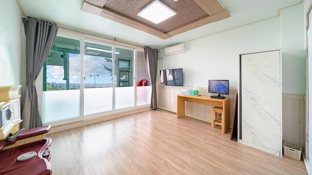 Ganghwa Marinwon Pulbilra Gajok Pension