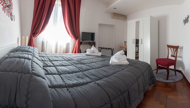 ラティコフッジェンテ