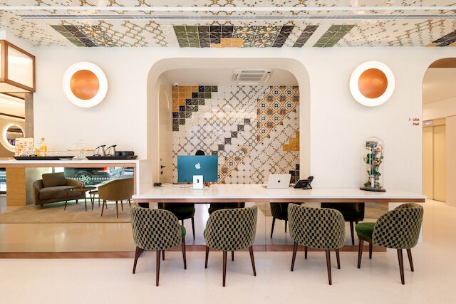 ラスター  ホテル