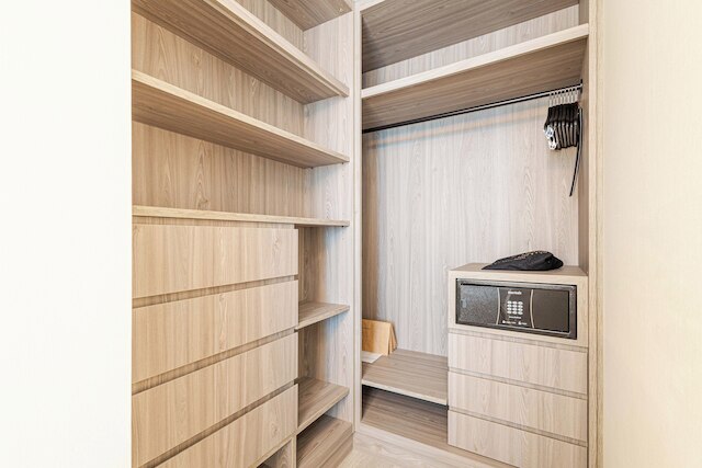 ラスター  ホテル