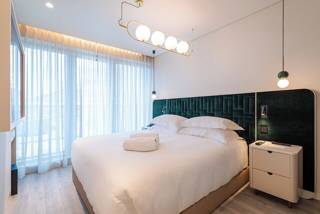 ラスター  ホテル