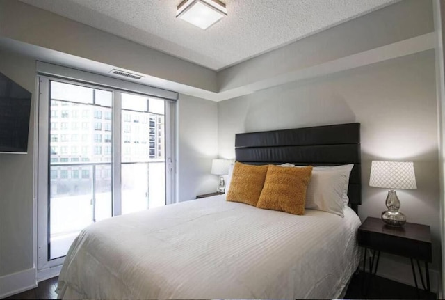 スカイライン スイーツ - ネクスト トゥ MTCC, ACC & CN タワー