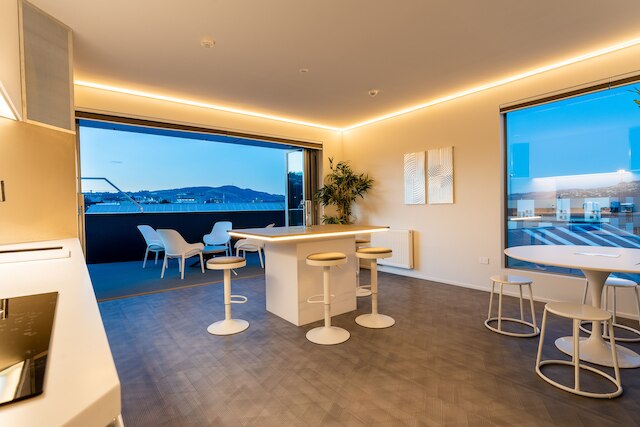 クォーターズB1-豪華&広々