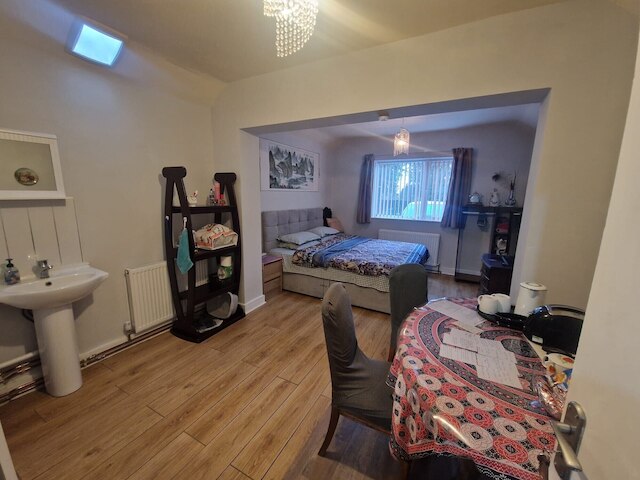 スタジオ/リッキー ヒルズ/ニア アトラクションズ/ガーデン/ペットオーケー