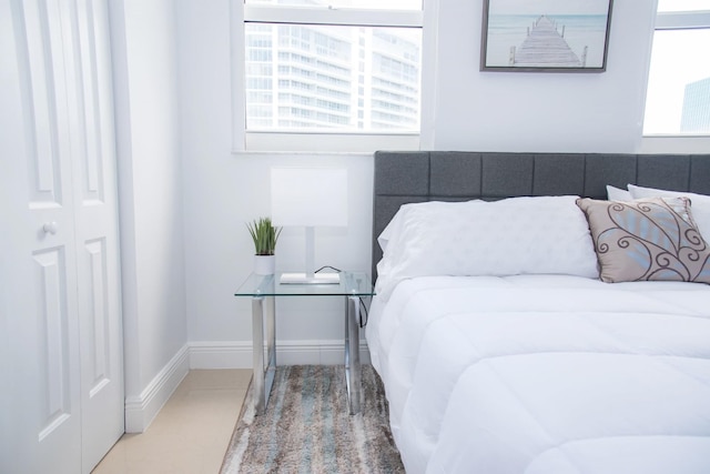 モダン ブリッケル コンドミニアム ウィズ オーシャン シティ ビューズ