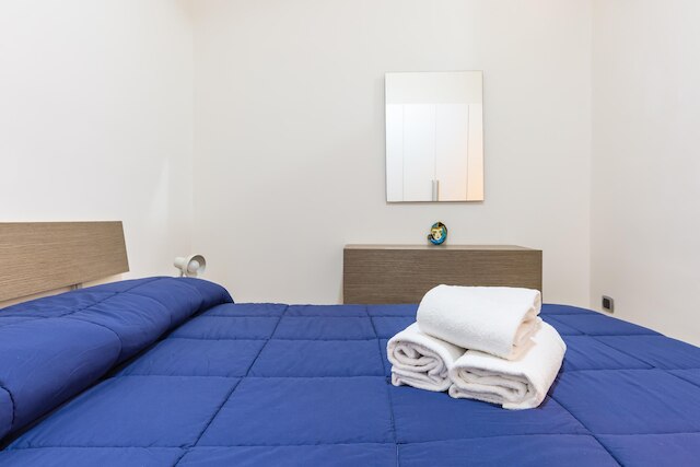 トリブナリ 194 - コージー フラット イン センター