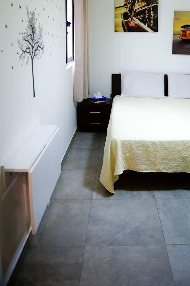 モダン アンド ホームリー  アパートメント イン マルサスカラ