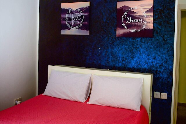 モダン アンド ホームリー  アパートメント イン マルサスカラ