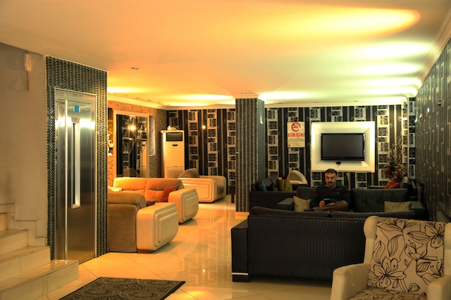 ライフインホテル