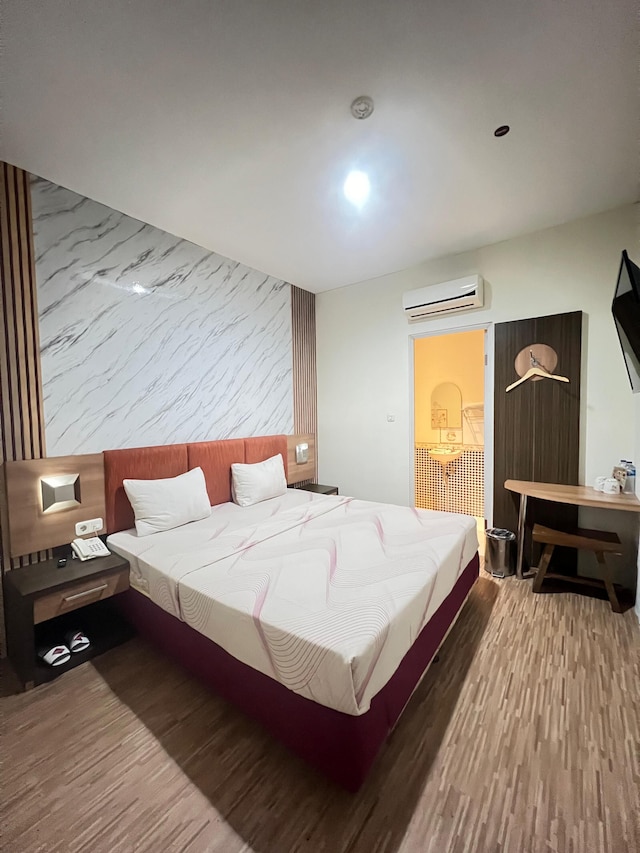 ホテル パンテス スマラン