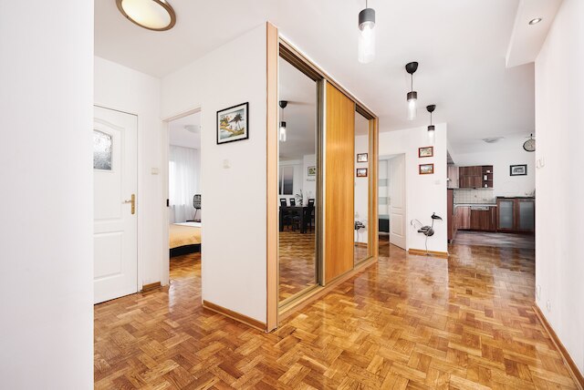 ルミナ ラックス アパートメント ニア ズウォテ タラスィ