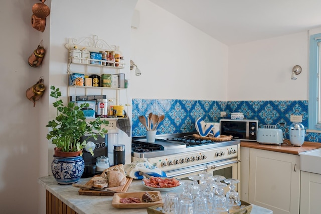 ヴィラ ラ カンパネッラ イン ラヴッロ