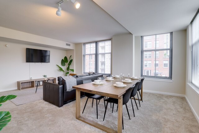 ファンタスティック 1 ベッドルーム コンド アット アーリントン