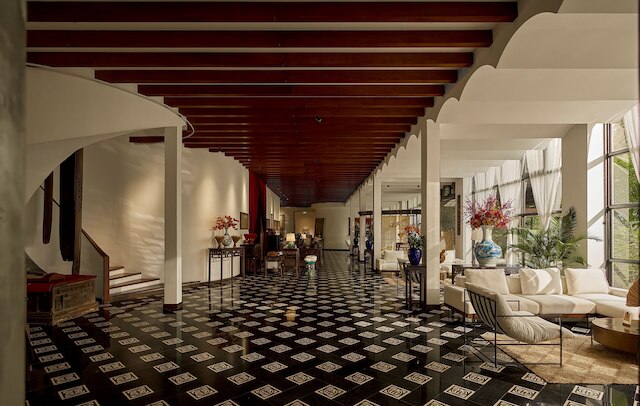 aNhillブティック