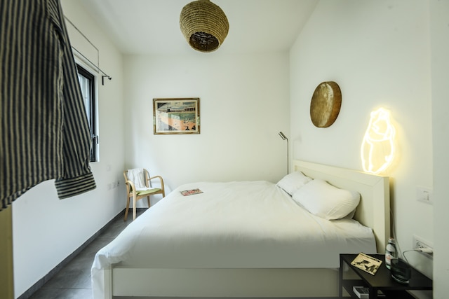 プライベートバルコニー付き1BRデュプレックスアパート