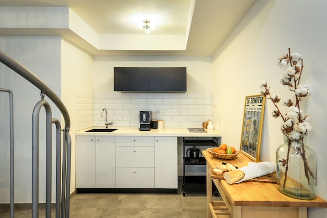 プライベートバルコニー付き1BRデュプレックスアパート