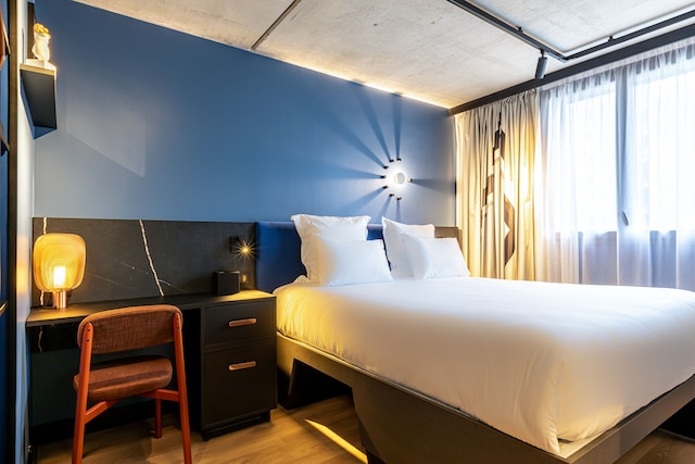 トライブ パリ サン アエン