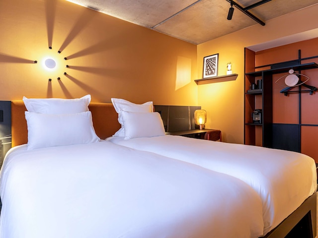 トライブ パリ サン アエン